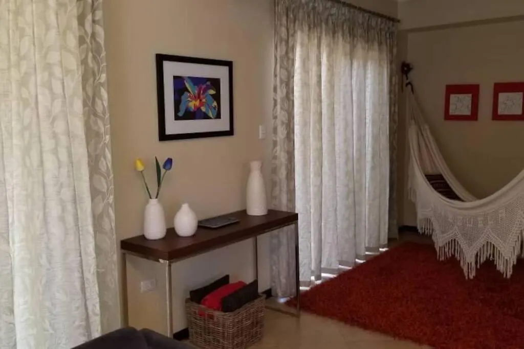 Luxurious 3 Bedroom House In Gold Coast Palm Beach